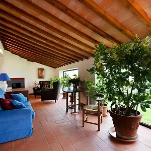 https://poggio-a-sieve.it-tuscanyhotel.com