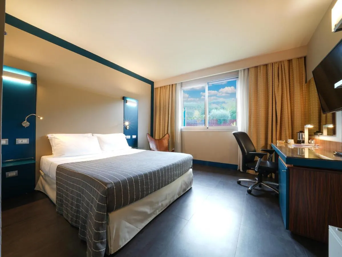 פרוג'ה La Meridiana Bleisure Hotel 4*,