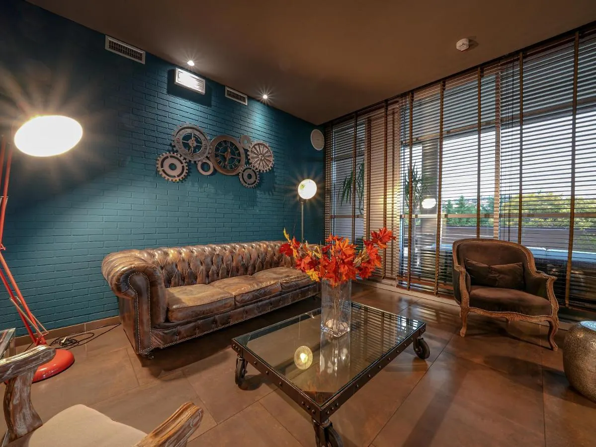 פרוג'ה La Meridiana Bleisure Hotel